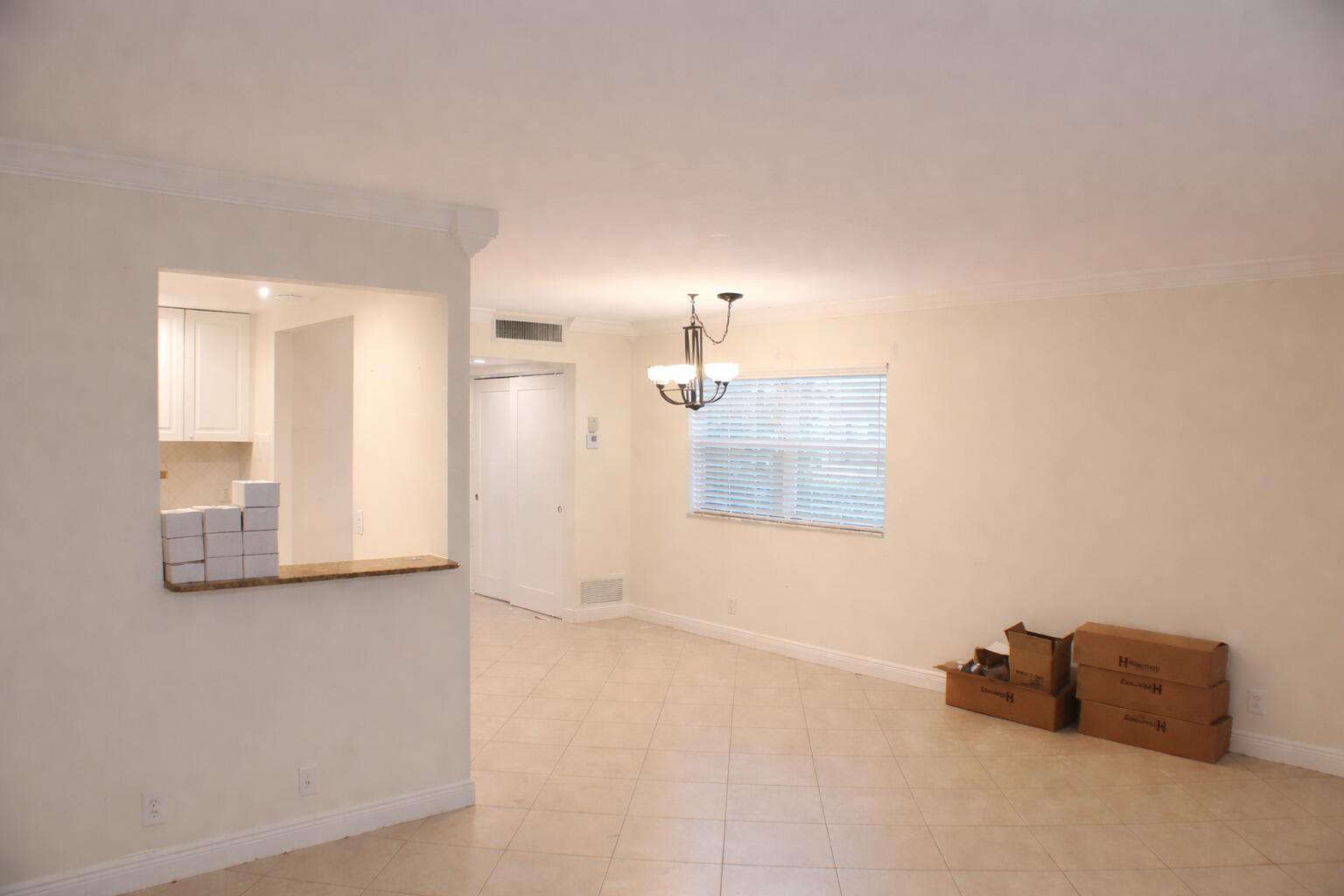 638 Saxony Place Delray Beach, FL 33446 - Photo 7 of 10 638sax2