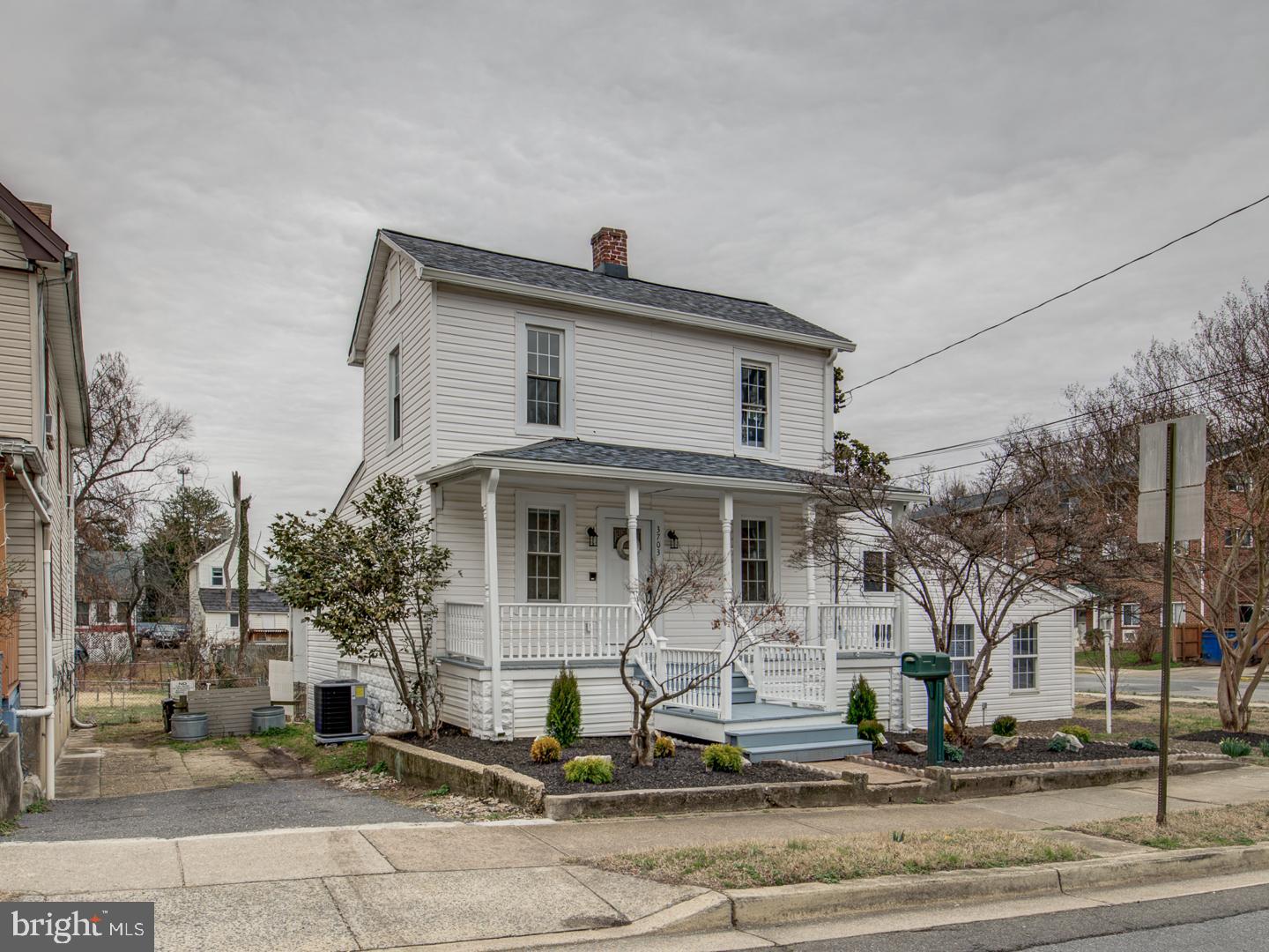 3703 35th Street Mount Rainier, MD 20712 - Photo 6 of 44