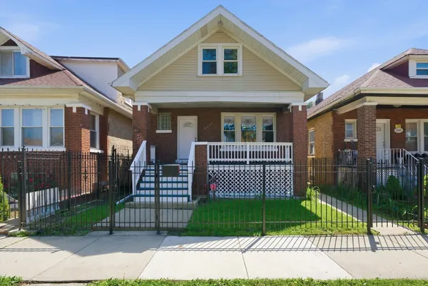 $429,900 | 6341 South Francisco Avenue, Chicago, IL 60629