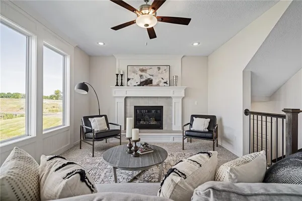 $644,950 | 2695 West Park Street, Olathe, KS 66061