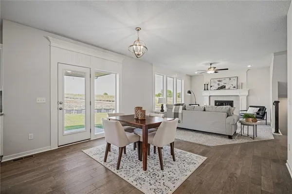 $644,950 | 2695 West Park Street, Olathe, KS 66061