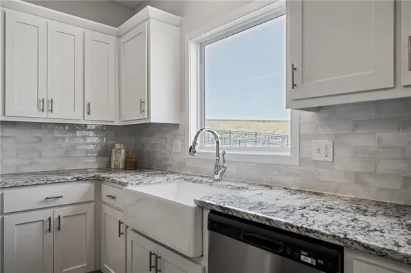 $644,950 | 2695 West Park Street, Olathe, KS 66061
