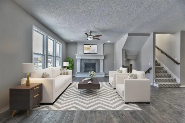 $644,950 | 2695 West Park Street, Olathe, KS 66061