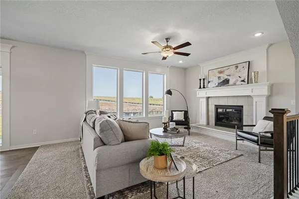 $644,950 | 2695 West Park Street, Olathe, KS 66061