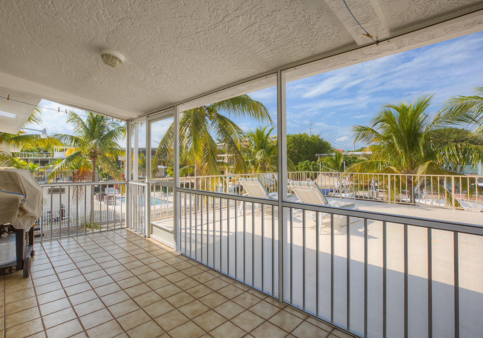 158 Dubonnet Road Tavernier, FL 33070 - Photo 16 of 31 16-Back Porch