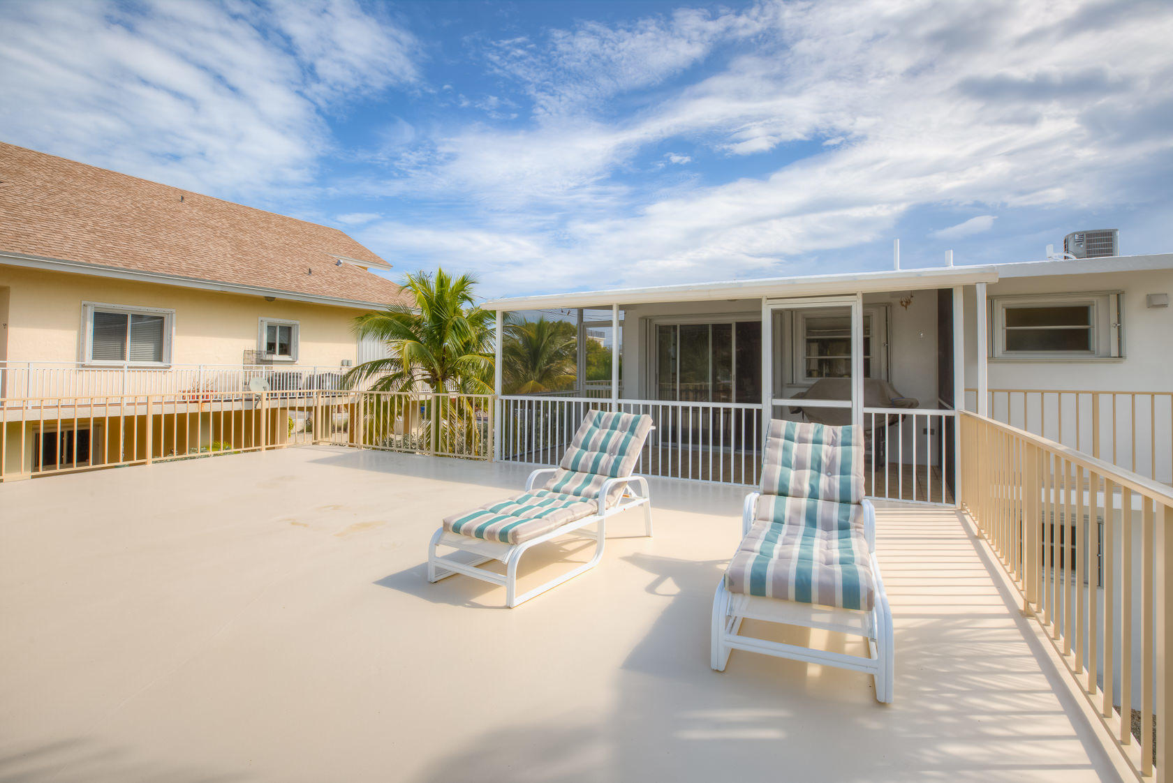 158 Dubonnet Road Tavernier, FL 33070 - Photo 18 of 31 18-Sun Deck