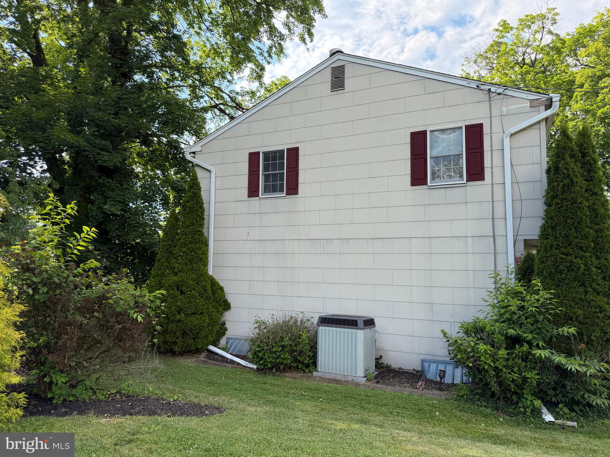 4190 Hoffman Road Hatboro, PA 19040 - Photo 8 of 53
