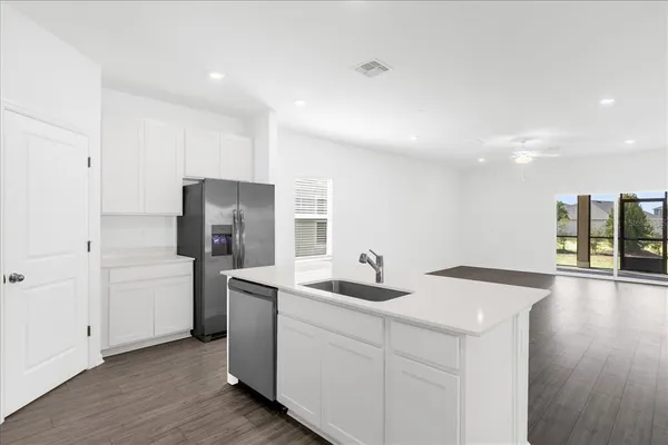 $2,000 | 4721 Southwest 83rd Loop, Ocala, FL 34476