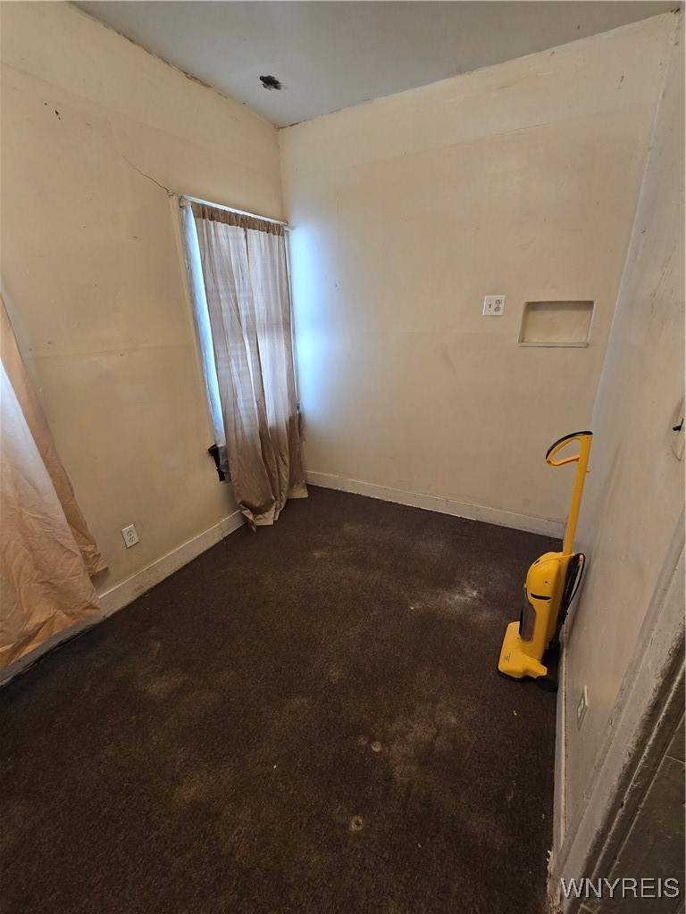 218 Herman Street Buffalo, NY 14211 - Photo 8 of 15