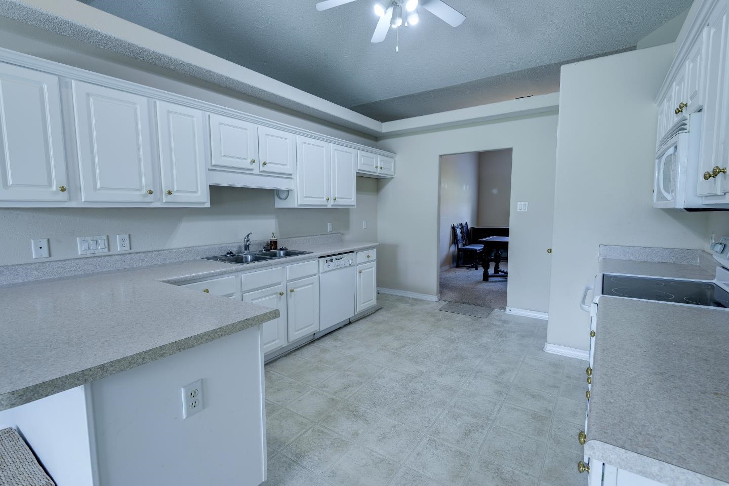 14661 Pawnee Court Foley, AL 36535 - Photo 4 of 17