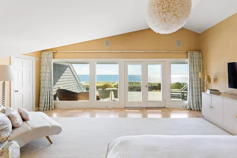 $44,500,000 | 137 Murray Lane, Southampton, NY 11968