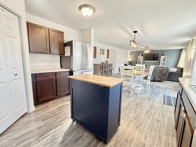 $375,000 | 1013 Daniel Street, Plano, IL 60545