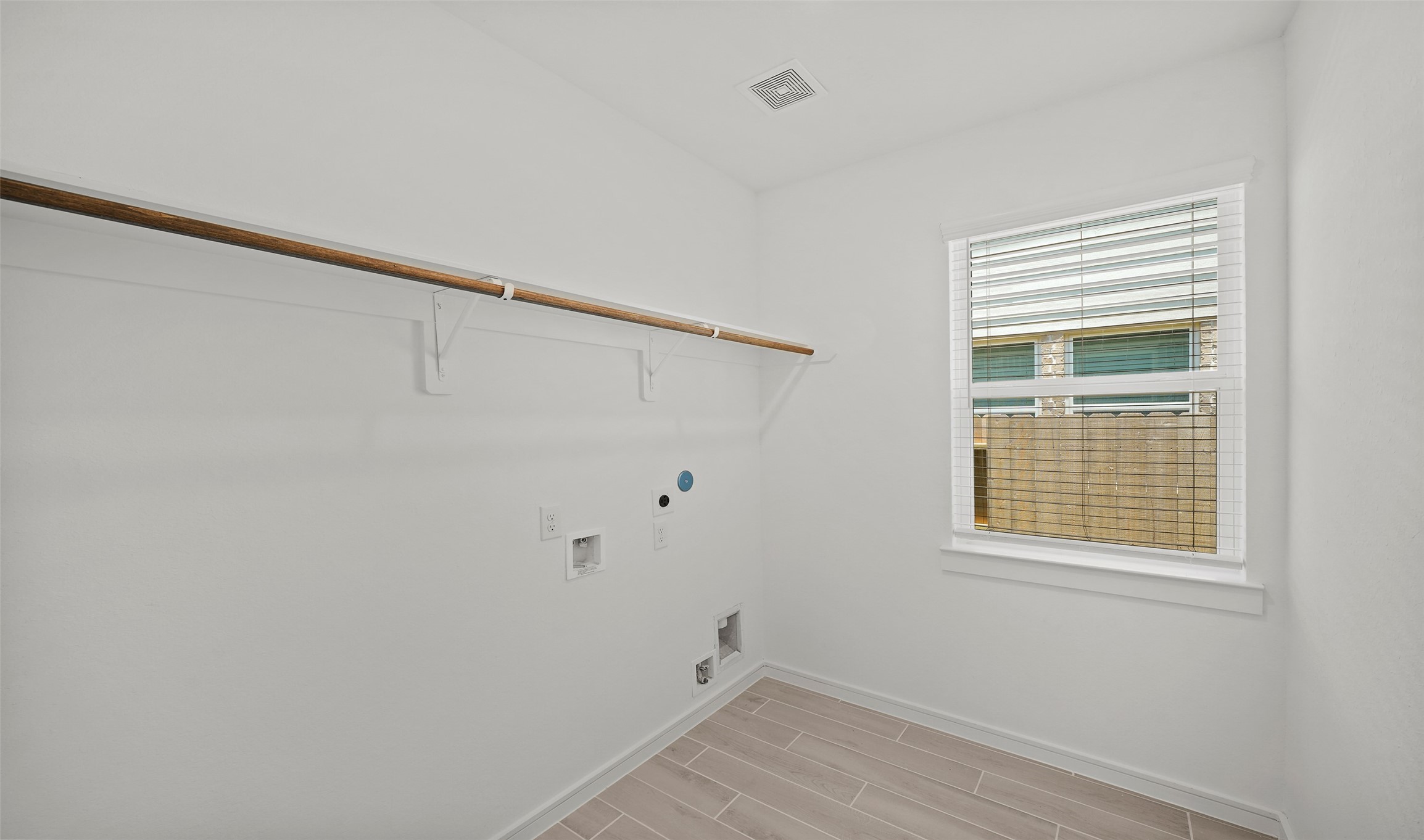 29307 Suncreek Rnch Court Waller, TX 77484 - Photo 15 of 18 Laundry room (*Photo not of actual home and used for illustration purposes only.)