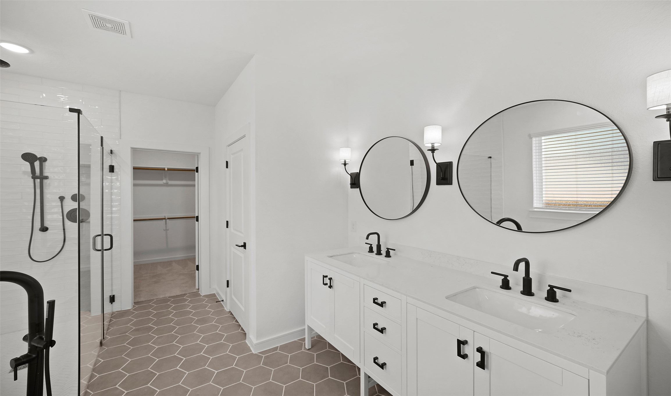 29307 Suncreek Rnch Court Waller, TX 77484 - Photo 9 of 18 Relaxing primary bath (*Photo not of actual home and used for illustration purposes only.)