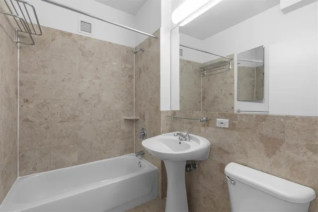 $5,753 | 360 West 43rd Street, Unit S12D | Hell's Kitchen