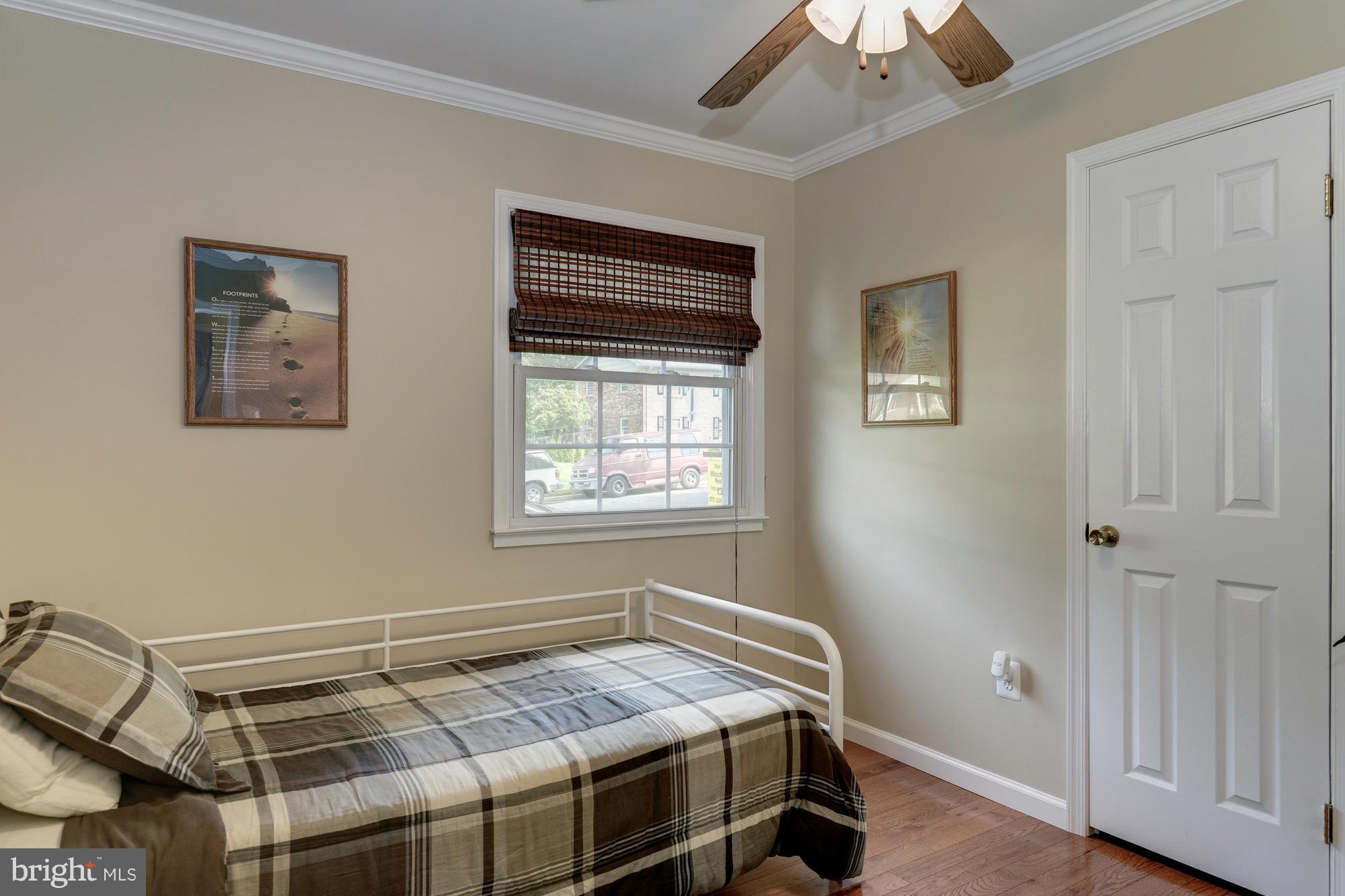 13605 Kingsman Road Woodbridge, VA 22193 - Photo 17 of 30 Bedroom