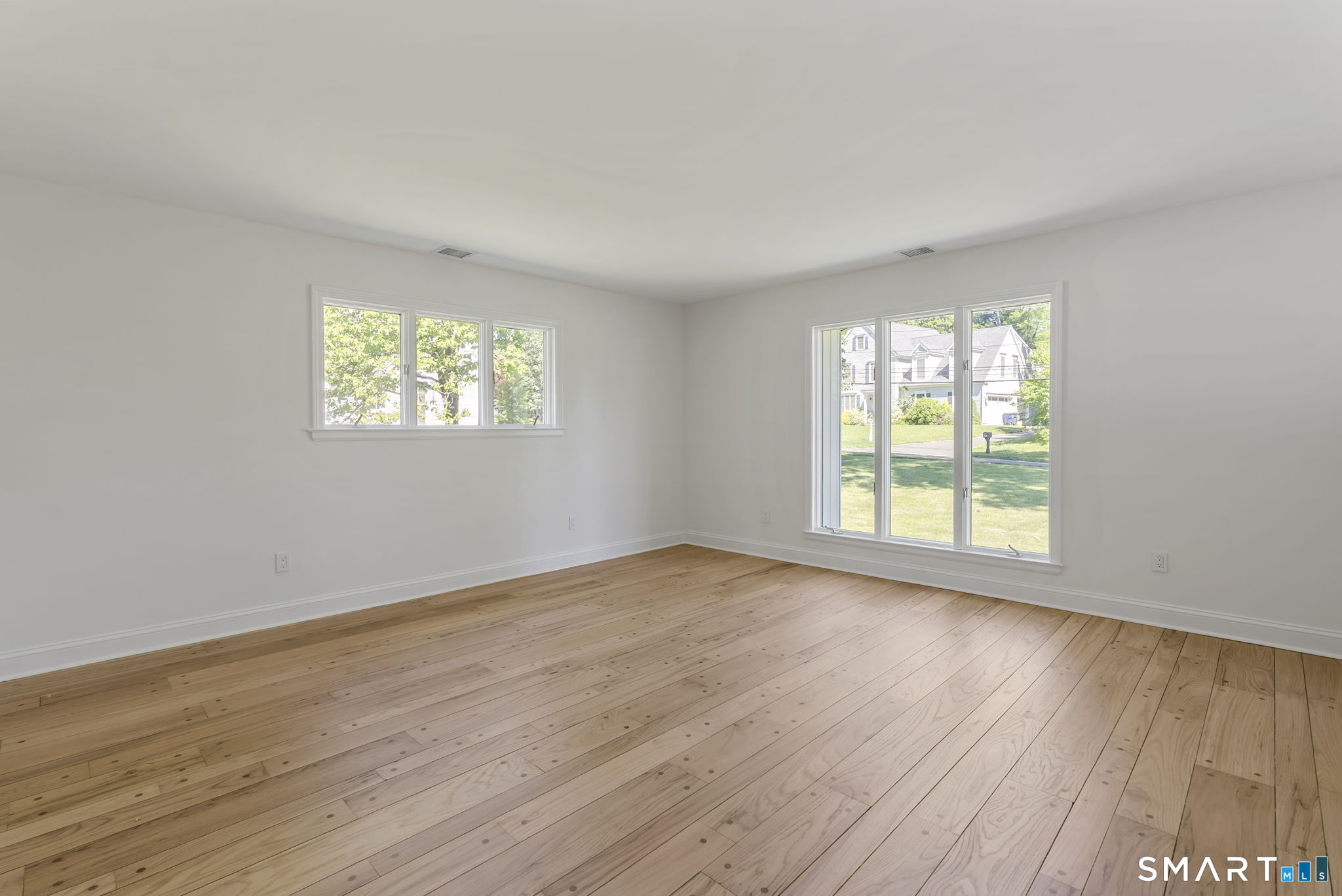 61 Flagg Road West Hartford, CT 06117 - Photo 26 of 39 Primary bedroom
