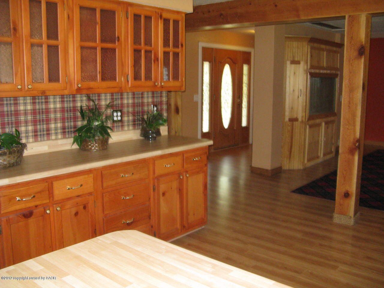 5100 Camp Lane Amarillo, TX 79110 - Photo 3 of 13 View from kitchen to entry