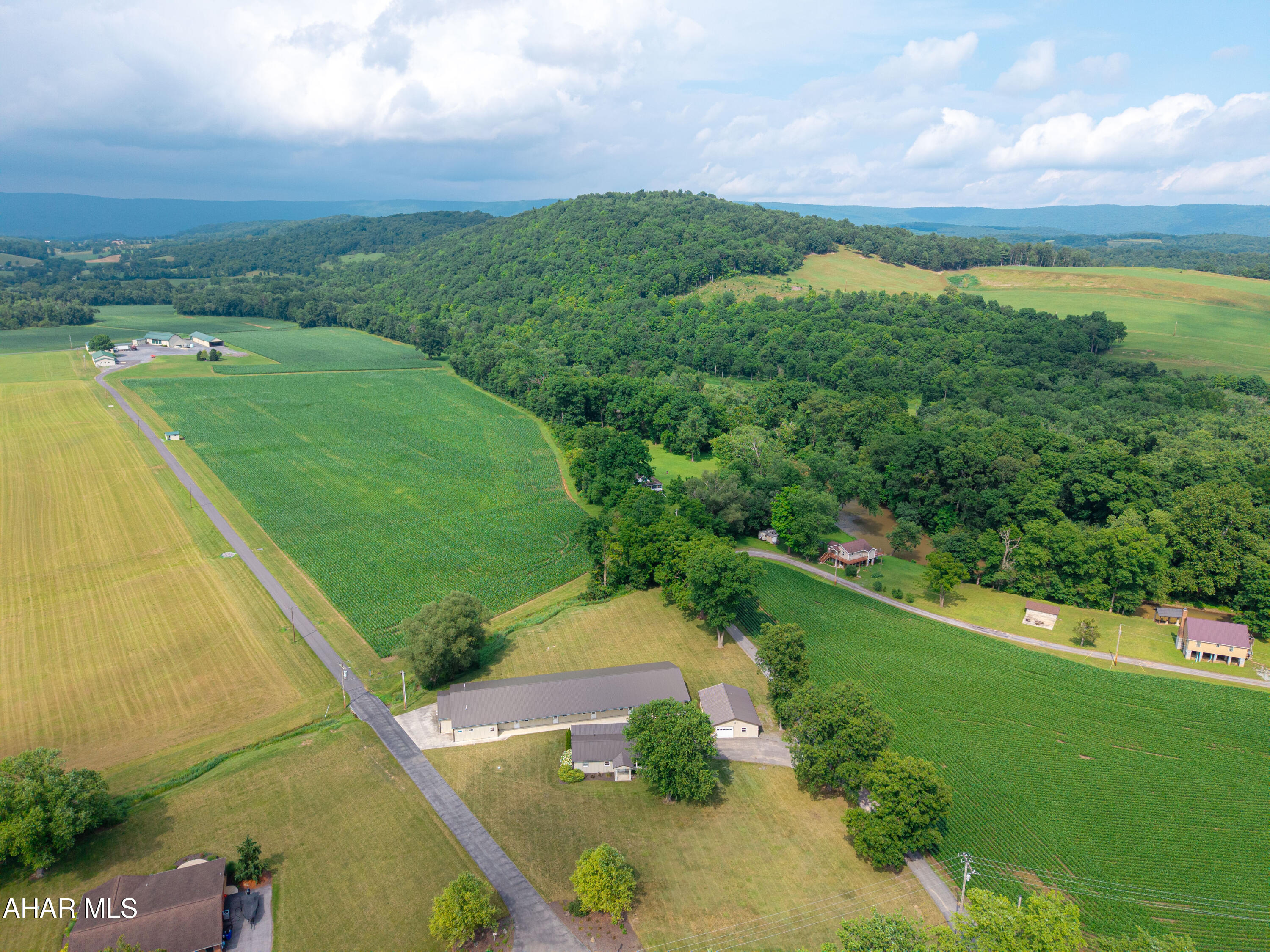 2492 Chalybeate Road Bedford, PA 15522 - Photo 24 of 69