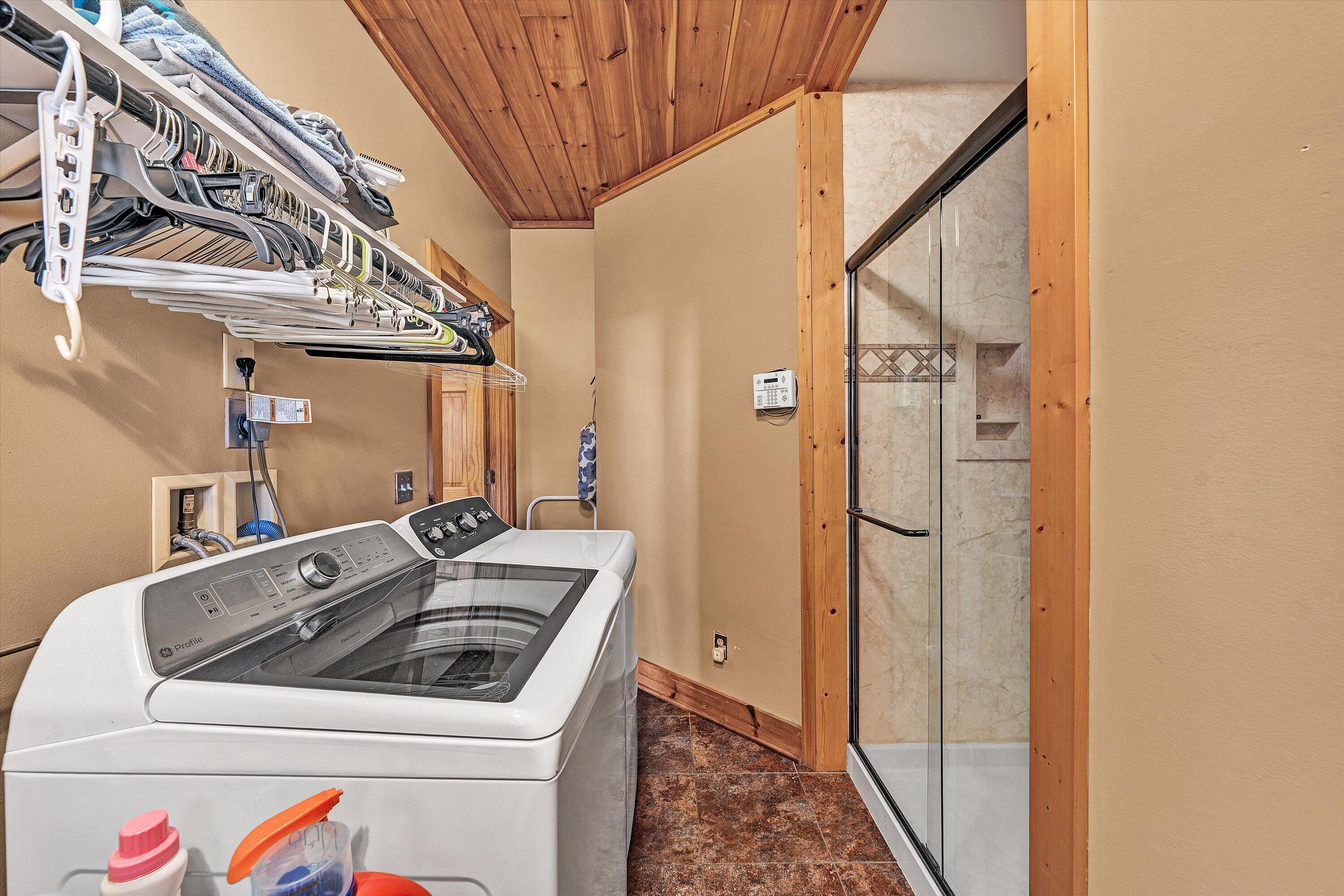 2972 Algoma Road Boones Mill, VA 24065 - Photo 28 of 73 Laundry/Bath