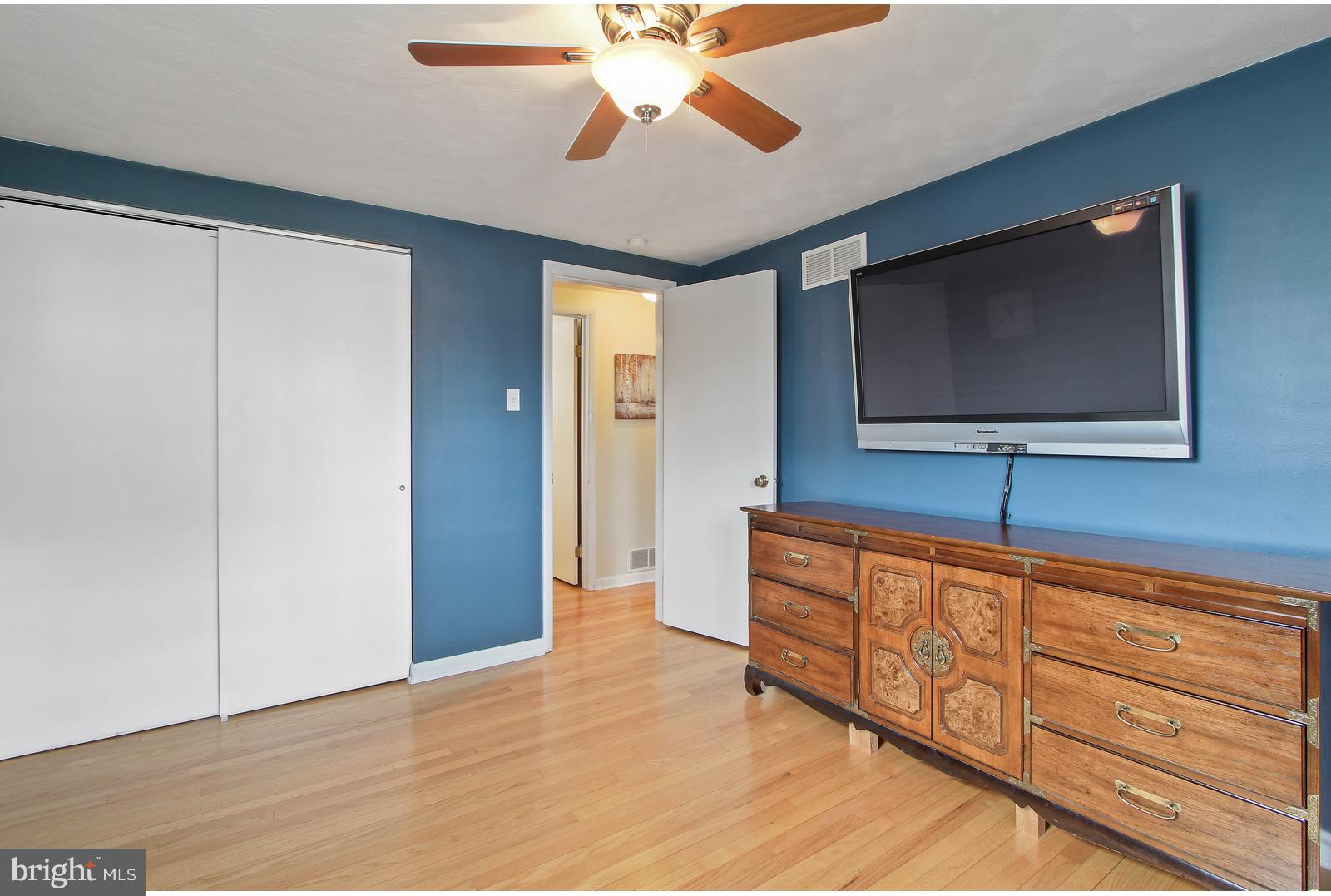 2109 Teslin Road York, PA 17404 - Photo 13 of 28