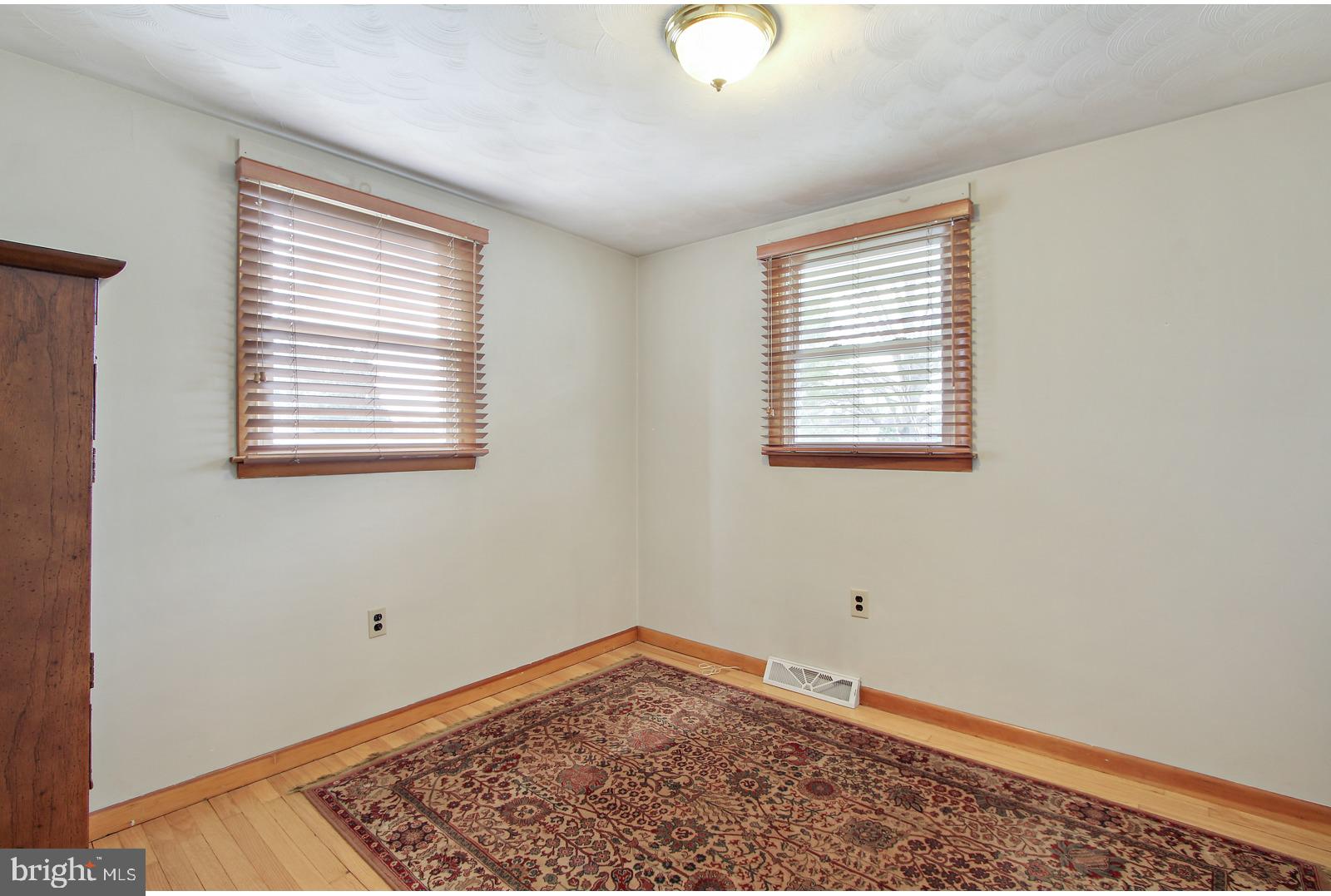 2109 Teslin Road York, PA 17404 - Photo 14 of 28