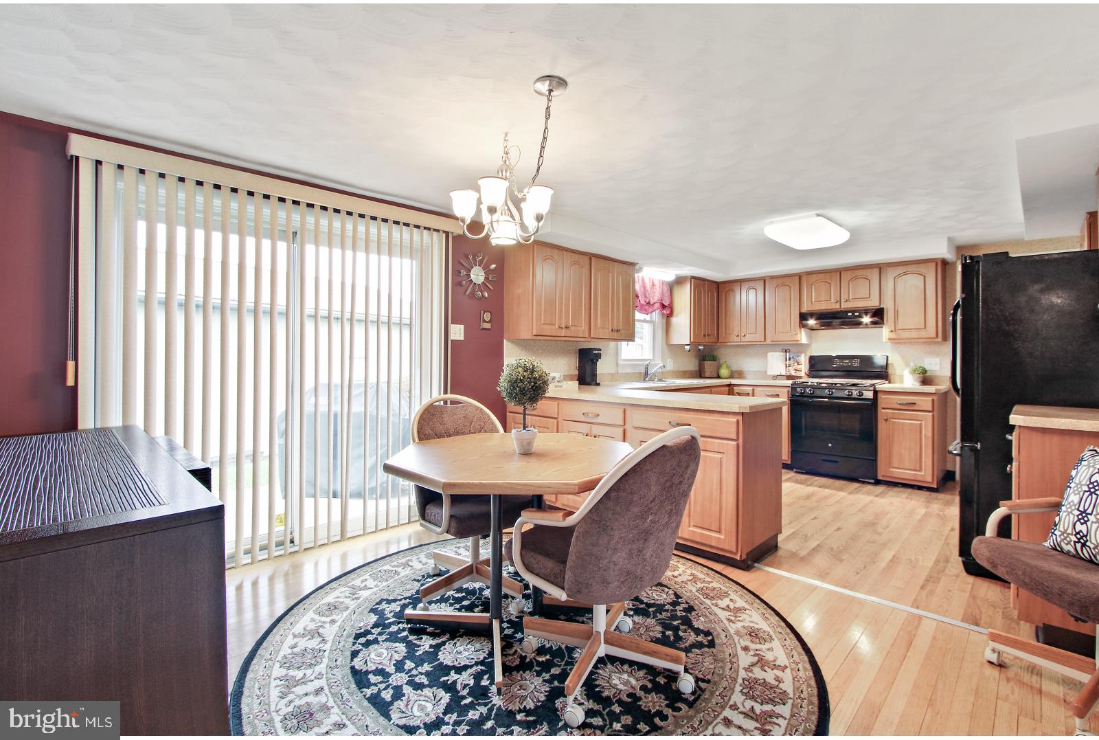 2109 Teslin Road York, PA 17404 - Photo 6 of 28