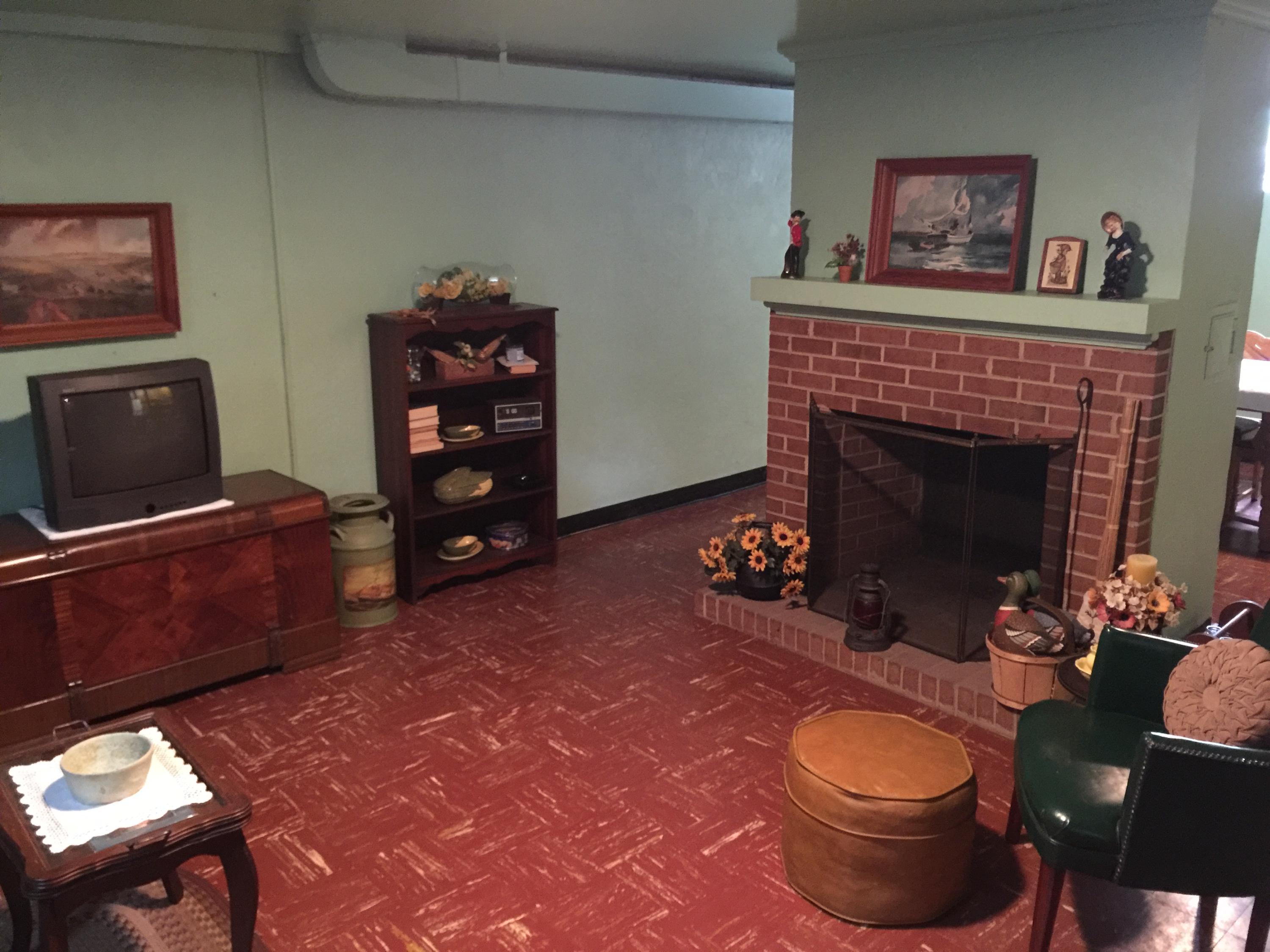 2740 Deerfield Road Southwest Roanoke, VA 24015 - Photo 10 of 19 IMG_7848