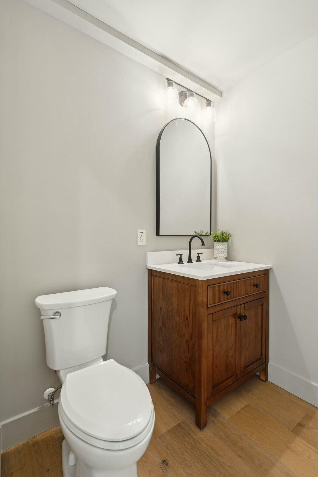 44 Poplar Street Charleston, SC 29403 - Photo 37 of 44 Half Bathroom