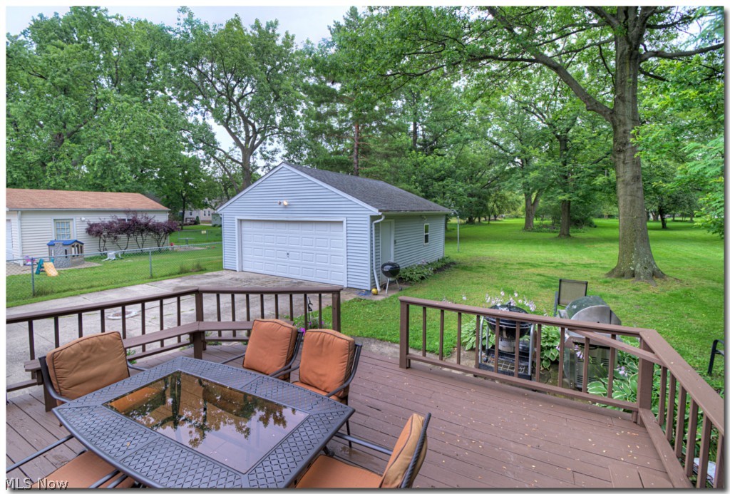 1675 Sunview Road Cleveland, OH 44124 - Photo 17 of 25 Gallery Image 17
