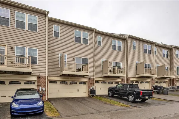 $2,500 | 620 Fairgate Drive, Wexford, PA 15090