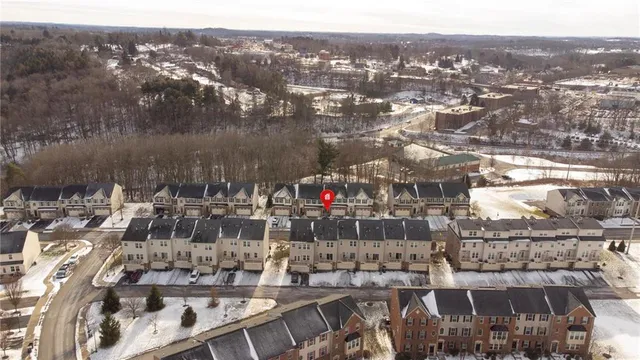 $2,600 | 620 Fairgate Drive, Wexford, PA 15090