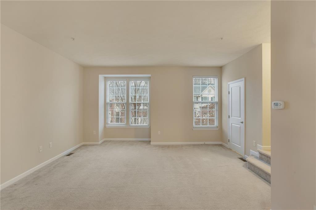 620 Fairgate Drive Wexford, PA 15090 - Photo 8 of 37