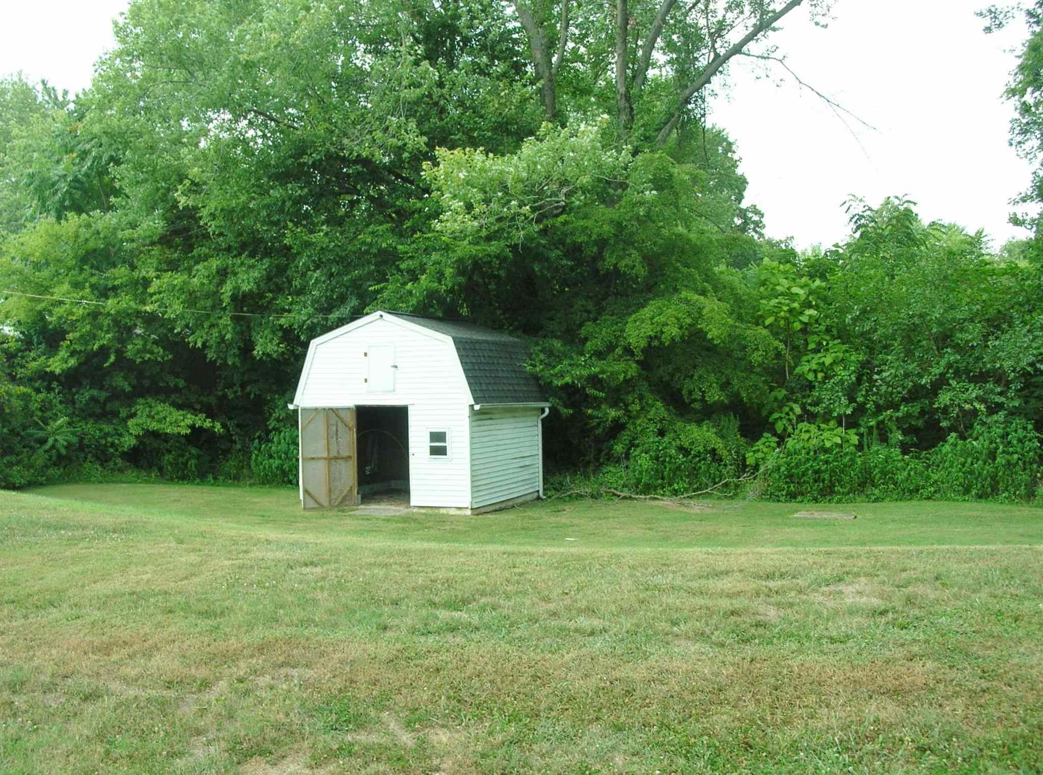 766 East St Road Boonville, IN 47601 - Photo 14 of 15 Gallery Image 14