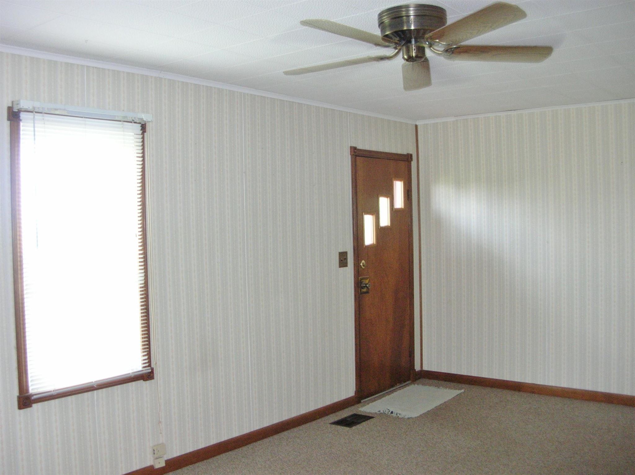 766 East St Road Boonville, IN 47601 - Photo 3 of 15 Gallery Image 3
