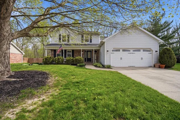 $425,000 | 1512 Steeplechase Drive, Bloomington, IL 61701