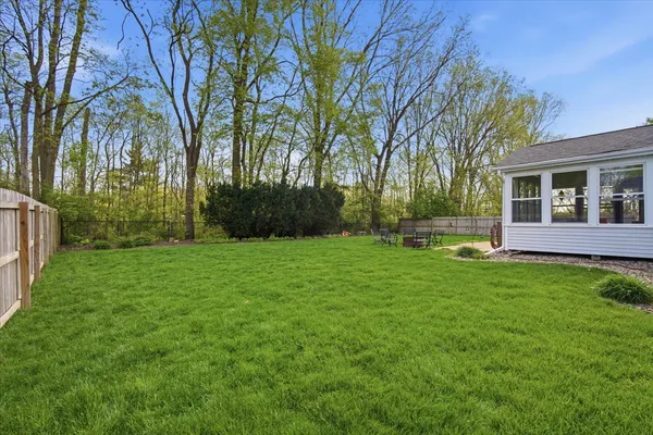 $425,000 | 1512 Steeplechase Drive, Bloomington, IL 61701