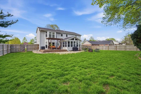 $425,000 | 1512 Steeplechase Drive, Bloomington, IL 61701