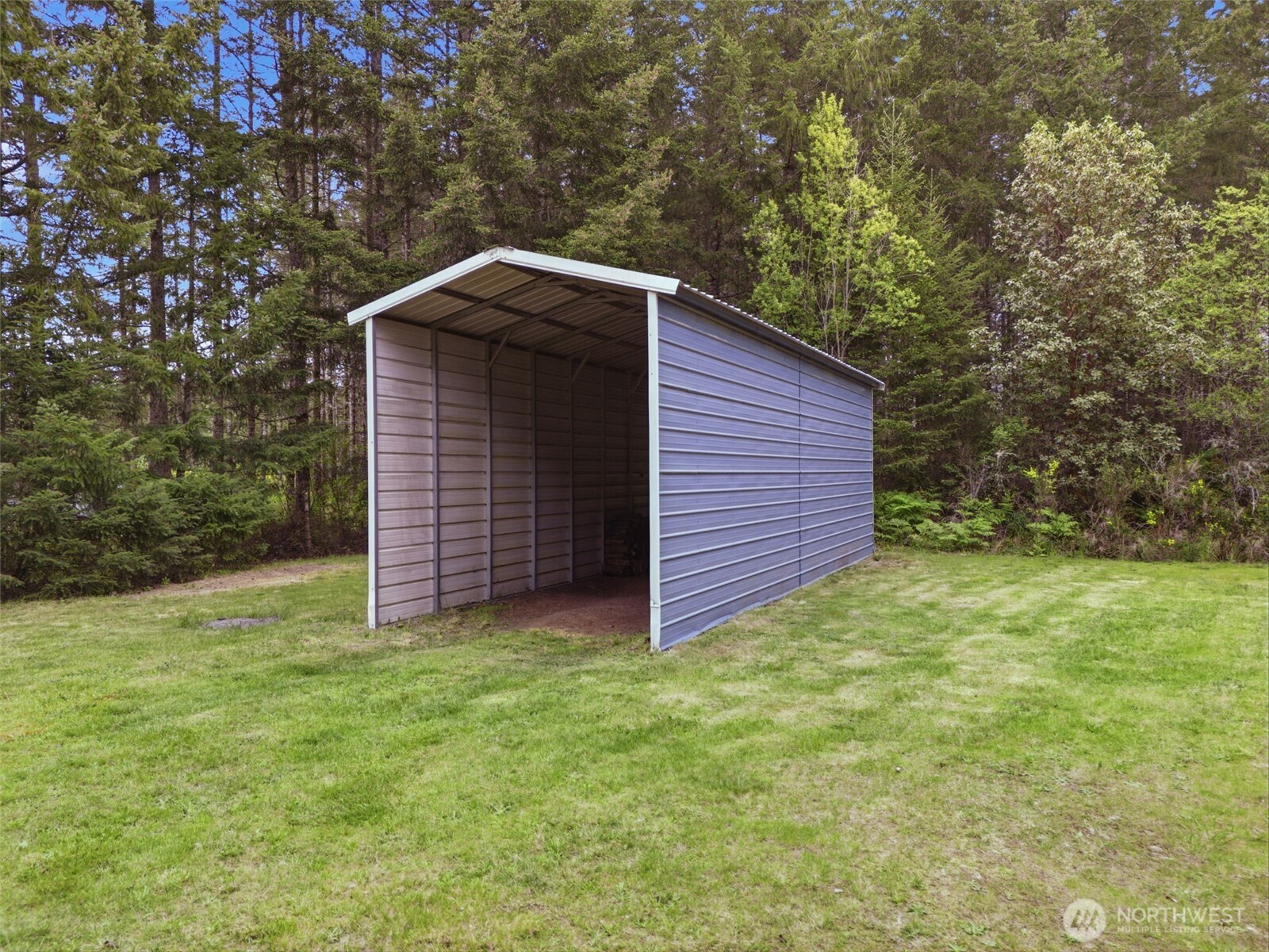 71 East Richardson Road Belfair, WA 98528 - Photo 27 of 31 a view of a backyard