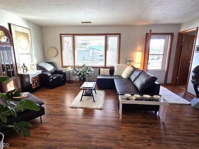 $304,950 | 102 Grant Street, Waldron, IN 46182