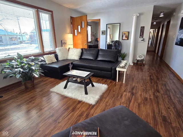 $304,950 | 102 Grant Street, Waldron, IN 46182