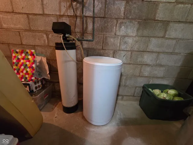 $304,950 | 102 Grant Street, Waldron, IN 46182