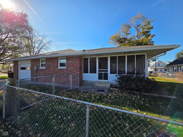 $304,950 | 102 Grant Street, Waldron, IN 46182