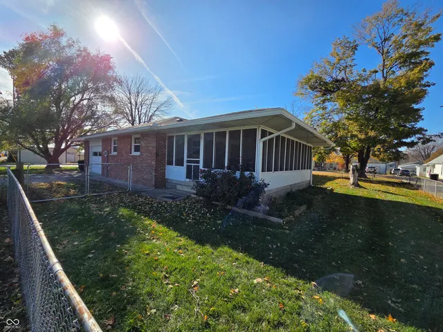 $304,950 | 102 Grant Street, Waldron, IN 46182