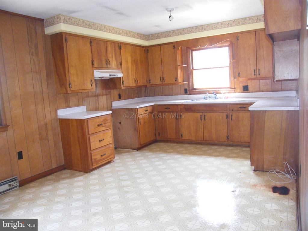 31683 East Line Road Delmar, MD 21875 - Photo 3 of 11