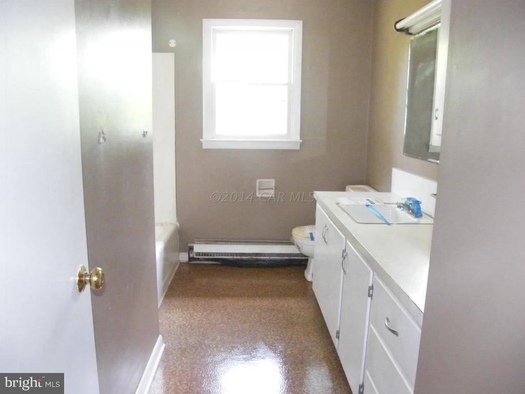 31683 East Line Road Delmar, MD 21875 - Photo 6 of 11