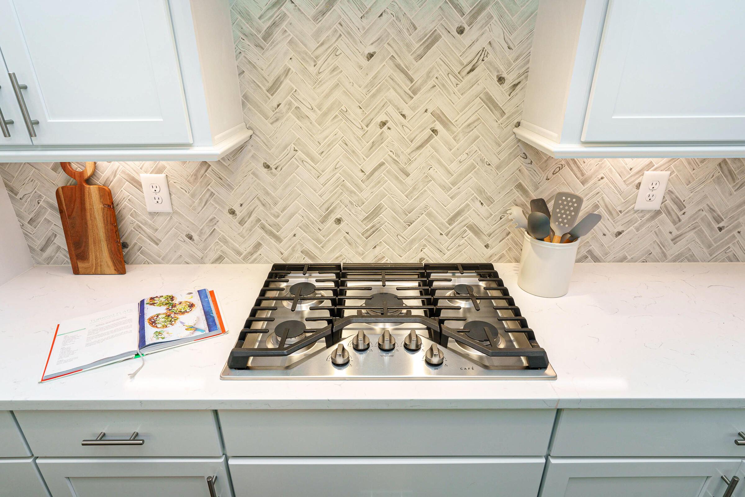 3243 Scioto Rdg Road Dublin, OH 43017 - Photo 19 of 51 A gas cook-top and built-in wall ovens are ideal for the home cook