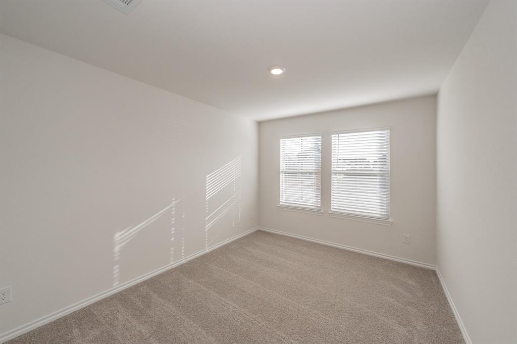 764 Primrose Lane Pilot Point, TX 76258 - Photo 16 of 40