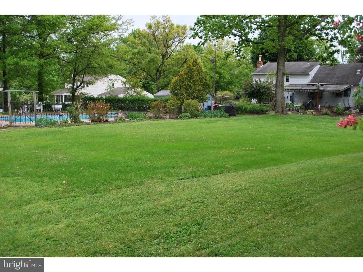 1814 Rickerts Road Perkasie, PA 18944 - Photo 3 of 15 Side Yard