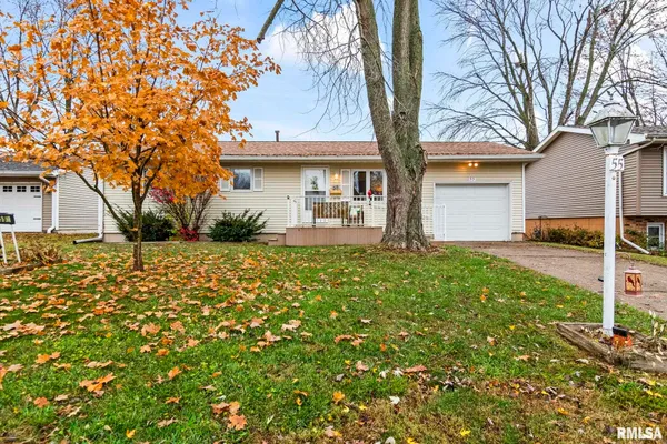 $165,000 | 55 Buckingham Road, Chatham, IL 62629